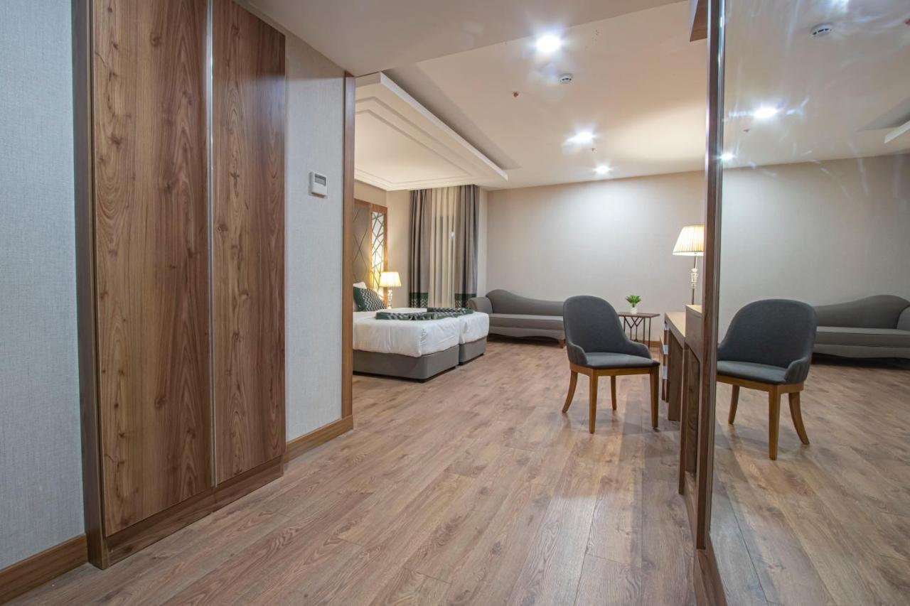 United Hotel International 야운데 외부 사진