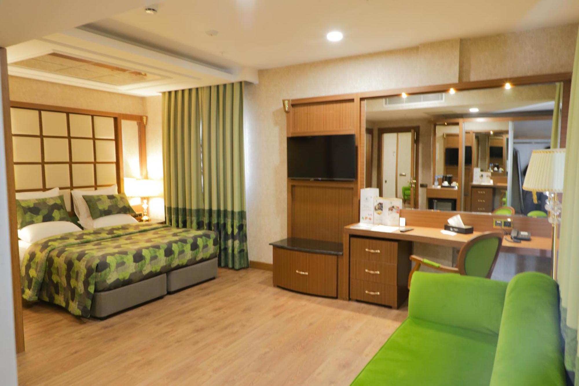 United Hotel International 야운데 외부 사진